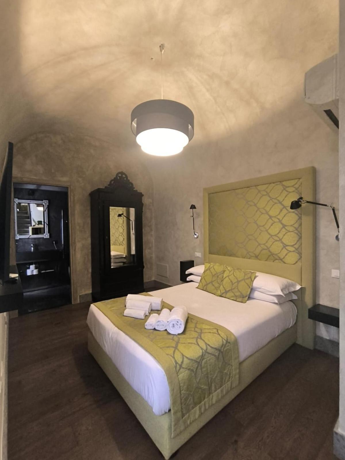 Pantheon Luxury Pensión